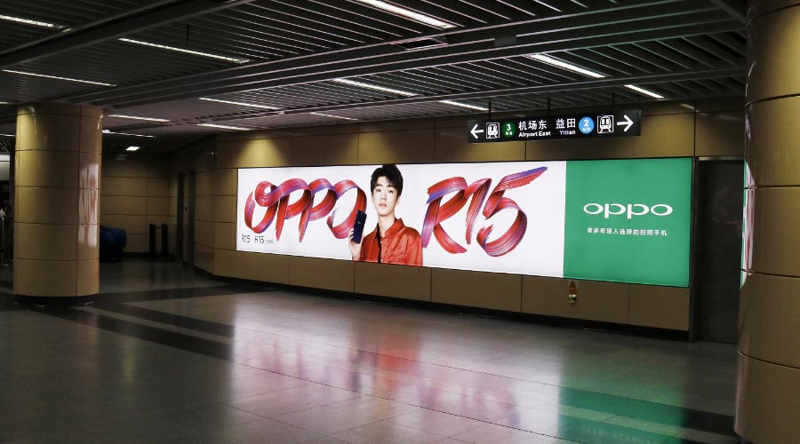 无锡地铁12封灯箱广告套装刊例价是几多？？？？