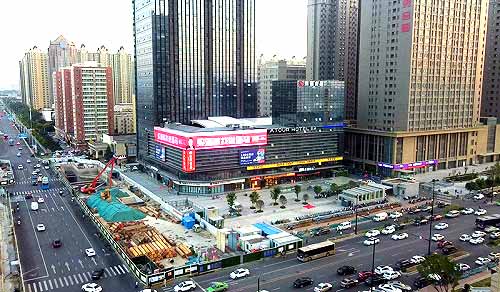 郑州建海国际地标灯光秀广告的媒体尺寸和价钱是几多？？？