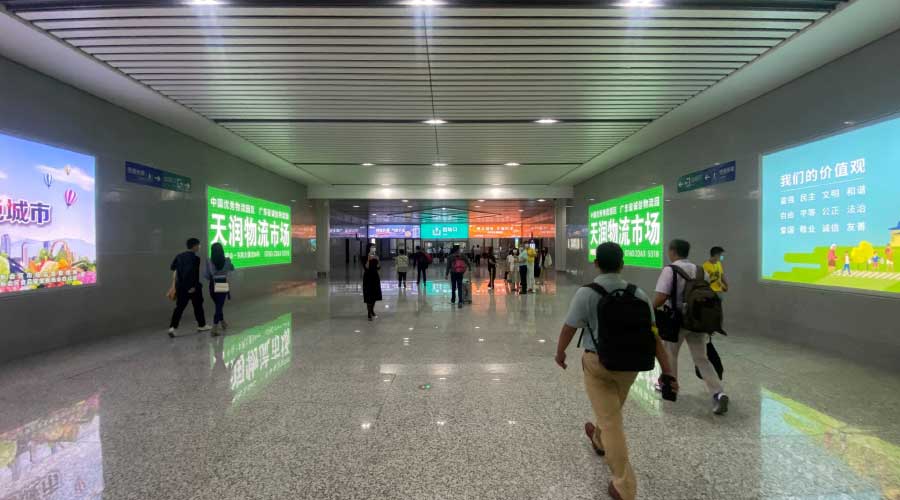 高铁站台内的广告包括哪些？？？高铁站台广告有什么优势？？？